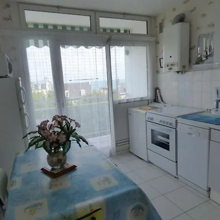 Les Bains Avec Balcon Vue Sur Mer Daire